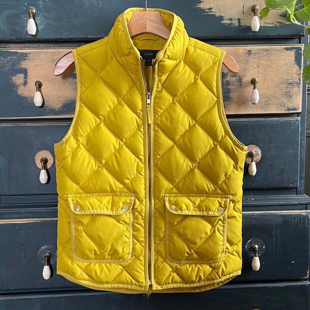 Jcrew yellow mustard puffer vest size S